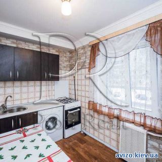 <a class='adt__geo' href='/nerukhomist/prodazh-kvartyr-budynkiv/kvartyry/kyiv-misto/q-2-кімнатні/'>2 кімнати</a>-комнатная квартира, ст.м. Левобережная