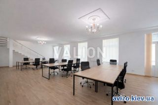 Сдам <a class='adt__geo' href='/nerukhomist/prodazh-kvartyr-budynkiv/kvartyry/kyiv-misto/q-багатокімнатні/'>5 кімнат</a>-комнатную квартиру