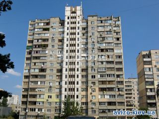 Сдается <a class='adt__geo' href='/nerukhomist/orenda-kvartyr-budynkiv/kimnaty/kyiv-misto/q-3-кімнатні/'>3 кімнати</a>-комнатная квартира, ст.м. Позняки