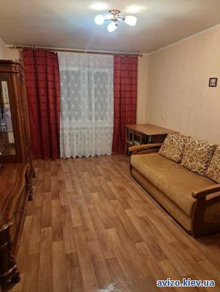 Продам <a class='adt__geo' href='/nerukhomist/prodazh-kvartyr-budynkiv/kvartyry/kyiv-misto/q-1-кімнатні/'>1 кімната</a>-комнатную квартиру, ст.м. Позняки