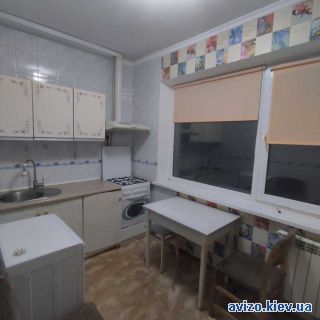 Сдается <a class='adt__geo' href='/nerukhomist/orenda-kvartyr-budynkiv/kvartyry/kyiv-misto/q-1-кімнатні/'>1 кімната</a>-комнатная квартира