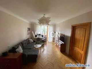 Продаю <a class='adt__geo' href='/nerukhomist/prodazh-kvartyr-budynkiv/kvartyry/kyiv-misto/q-4-кімнатні/'>4 кімнати</a>-комнатную квартиру, ст.м. Академгородок