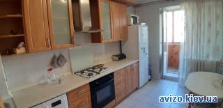 Сдам <a class='adt__geo' href='/nerukhomist/orenda-kvartyr-budynkiv/kvartyry/kyiv-misto/q-3-кімнатні/'>3 кімнати</a>-комнатную квартиру, ст.м. Оболонь