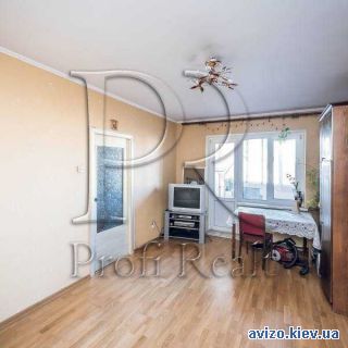 Продам <a class='adt__geo' href='/nerukhomist/prodazh-kvartyr-budynkiv/kvartyry/kyiv-misto/q-3-кімнатні/'>3 кімнати</a>-комнатную квартиру, ст.м. Академгородок