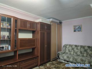<a class='adt__geo' href='/nerukhomist/prodazh-kvartyr-budynkiv/kvartyry/kyiv-misto/q-1-кімнатні/'>1 кімната</a>-комнатная квартира