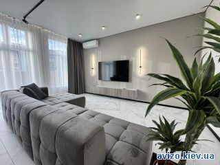 Дом, ст.м. Славутич