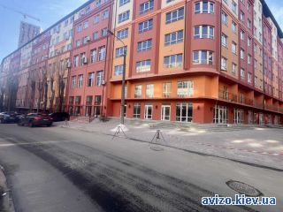 Продаю торговая площадь, ст.м. Лукьяновская