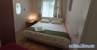 Киев. Аренда уютной 3-комнатной квартиры посуточно или длительно без комиссии. Ул. Плеханова 4a