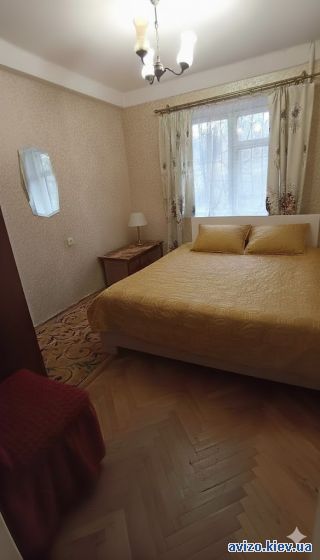  Сдам свою 3 комнатную квартиру в Киеве  ул.Б. Мартоса  4а. Метро Левобережная 5 минут пешком