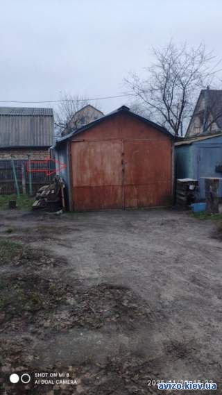 Гараж +  земля  в центрі Ірпеня ( власності)