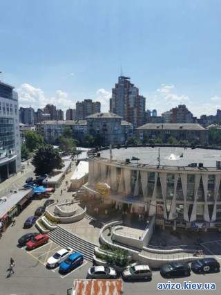 Парко-місця в центрі Києва,вул.Панаса Мирного 12, від власника, центр