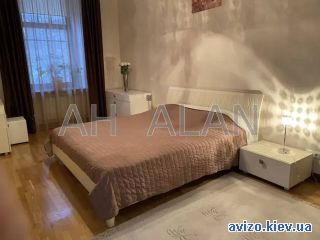 Сдается <a class='adt__geo' href='/nerukhomist/orenda-kvartyr-dovhostrokovo/kyiv/q-3-кімнатні/'>3 кімнати</a>-комнатная квартира