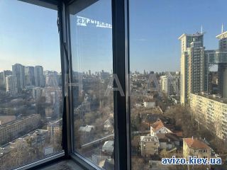 Продажа <a class='adt__geo' href='/nerukhomist/prodazh-kvartyr/kyiv/q-4-кімнатні/'>4 кімнати</a>-комнатной квартиры