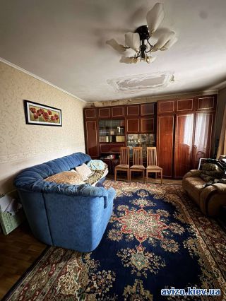 Сдам <a class='adt__geo' href='/nerukhomist/orenda-kvartyr-dovhostrokovo/kyiv/q-2-кімнатні/'>2 кімнати</a>-комнатную комнату, ст.м. Дорогожичи