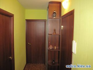 Сдается <a class='adt__geo' href='/nerukhomist/orenda-kvartyr-dovhostrokovo/kyiv/q-2-кімнатні/'>2 кімнати</a>-комнатная квартира, ст.м. Оболонь