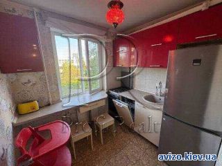 Продажа <a class='adt__geo' href='/nerukhomist/prodazh-kvartyr/kyiv/q-2-кімнатні/'>2 кімнати</a>-комнатной квартиры