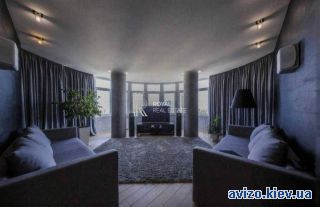 <a class='adt__geo' href='/nerukhomist/prodazh-kvartyr/kyiv/q-багатокімнатні/'>5 кімнат</a>-комнатная квартира
