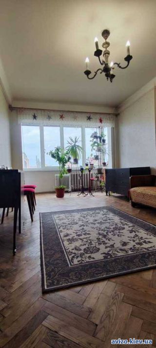 Продажа <a class='adt__geo' href='/nerukhomist/prodazh-kvartyr/kyiv/q-3-кімнатні/'>3 кімнати</a>-комнатной квартиры, ст.м. Левобережная
