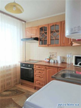 Сдаю <a class='adt__geo' href='/nerukhomist/orenda-kvartyr-dovhostrokovo/kyiv/q-1-кімнатні/'>1 кімната</a>-комнатную квартиру, ст.м. Минская
