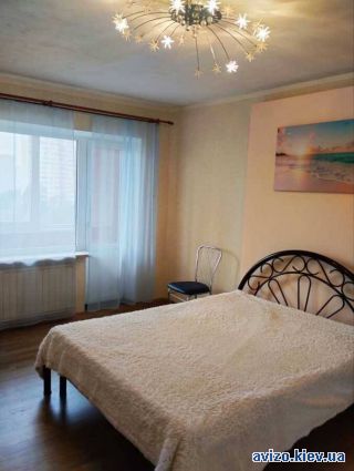 Сдаю <a class='adt__geo' href='/nerukhomist/orenda-kvartyr-dovhostrokovo/kyiv/q-1-кімнатні/'>1 кімната</a>-комнатную квартиру, ст.м. Героев Днепра