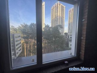 Продажа <a class='adt__geo' href='/nerukhomist/prodazh-kvartyr/kyiv/q-3-кімнатні/'>3 кімнати</a>-комнатной квартиры
