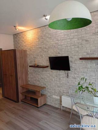 Сдается <a class='adt__geo' href='/nerukhomist/orenda-kvartyr-dovhostrokovo/kyiv/q-1-кімнатні/'>1 кімната</a>-комнатная квартира