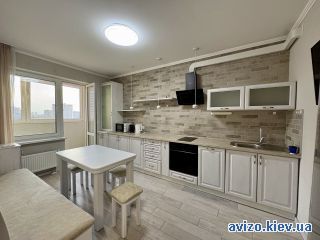Продам <a class='adt__geo' href='/nerukhomist/prodazh-kvartyr/kyiv/q-1-кімнатні/'>1 кімната</a>-комнатную квартиру, ст.м. Черниговская