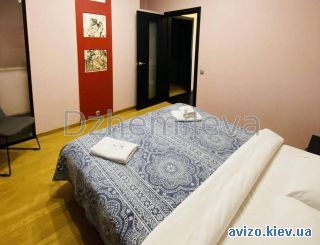 Продажа <a class='adt__geo' href='/nerukhomist/prodazh-kvartyr/kyiv/q-3-кімнатні/'>3 кімнати</a>-комнатной квартиры, ст.м. Дворец Спорта