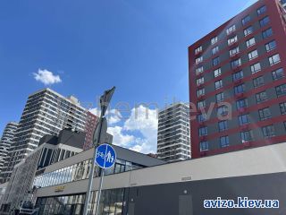 Продаю <a class='adt__geo' href='/nerukhomist/prodazh-kvartyr/kyiv/q-3-кімнатні/'>3 кімнати</a>-комнатную квартиру