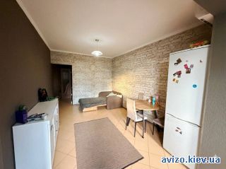 Сдаю <a class='adt__geo' href='/nerukhomist/orenda-kvartyr-dovhostrokovo/kyiv/q-1-кімнатні/'>1 кімната</a>-комнатную квартиру