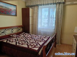 Аренда <a class='adt__geo' href='/nerukhomist/orenda-kvartyr-dovhostrokovo/kyiv/q-2-кімнатні/'>2 кімнати</a>-комнатной квартиры, ст.м. Позняки