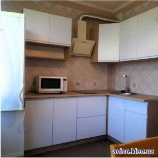 Продается <a class='adt__geo' href='/nerukhomist/prodazh-kvartyr/kyiv/q-3-кімнатні/'>3 кімнати</a>-комнатная квартира