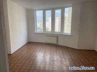 <a class='adt__geo' href='/nerukhomist/prodazh-kvartyr/kyiv/q-3-кімнатні/'>3 кімнати</a>-комнатная квартира, ст.м. Осокорки