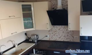 Продаю <a class='adt__geo' href='/nerukhomist/prodazh-kvartyr/kyiv/q-3-кімнатні/'>3 кімнати</a>-комнатную квартиру, ст.м. Харьковская