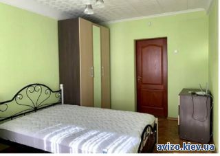 Продам <a class='adt__geo' href='/nerukhomist/prodazh-kvartyr/kyiv/q-2-кімнатні/'>2 кімнати</a>-комнатную квартиру