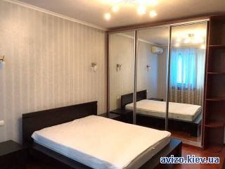 Сдаю <a class='adt__geo' href='/nerukhomist/orenda-kvartyr-dovhostrokovo/kyiv/q-2-кімнатні/'>2 кімнати</a>-комнатную квартиру, ст.м. Осокорки