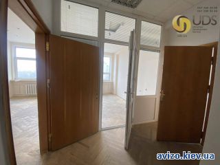 Сдаю офисное помещение, ст.м. Левобережная