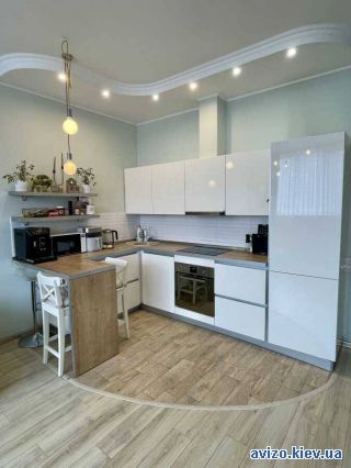 Продаю <a class='adt__geo' href='/nerukhomist/prodazh-kvartyr/kyiv/q-1-кімнатні/'>1 кімната</a>-комнатную квартиру, ст.м. Демиевская