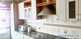 Продаю <a class='adt__geo' href='/nerukhomist/prodazh-kvartyr/kyiv/q-3-кімнатні/'>3 кімнати</a>-комнатную квартиру, ст.м. Харьковская