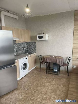 Сдается <a class='adt__geo' href='/nerukhomist/orenda-kvartyr-dovhostrokovo/kyiv/q-1-кімнатні/'>1 кімната</a>-комнатная квартира