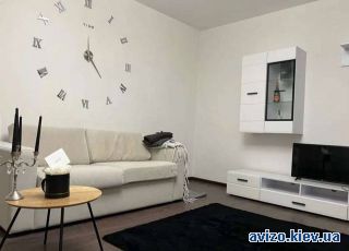Аренда <a class='adt__geo' href='/nerukhomist/orenda-kvartyr-dovhostrokovo/kyiv/q-2-кімнатні/'>2 кімнати</a>-комнатной квартиры, ст.м. Васильковская