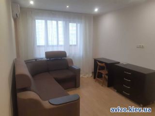 Сдается <a class='adt__geo' href='/nerukhomist/orenda-kvartyr-dovhostrokovo/kyiv/q-1-кімнатні/'>1 кімната</a>-комнатная квартира, ст.м. Теремки