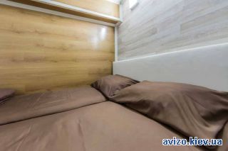 Посуточно <a class='adt__geo' href='/nerukhomist/orenda-kimnat/kyiv/q-багатокімнатні/'>20 кімнат</a>-комнатная комната, ст.м. Лесная