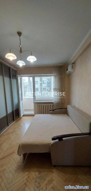 Продажа <a class='adt__geo' href='/nerukhomist/prodazh-kvartyr/kyiv/q-2-кімнатні/'>2 кімнати</a>-комнатной квартиры, ст.м. Выставочный центр