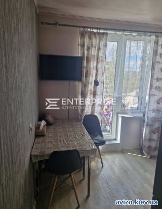 Продается <a class='adt__geo' href='/nerukhomist/prodazh-kvartyr/kyiv/q-1-кімнатні/'>1 кімната</a>-комнатная квартира, ст.м. Левобережная