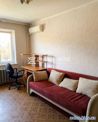 <a class='adt__geo' href='/nerukhomist/prodazh-kvartyr/kyiv/q-1-кімнатні/'>1 кімната</a>-комнатная квартира, ст.м. Героев Днепра
