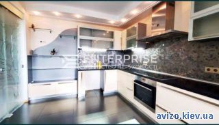Продам <a class='adt__geo' href='/nerukhomist/prodazh-kvartyr/kyiv/q-3-кімнатні/'>3 кімнати</a>-комнатную квартиру, ст.м. Шулявская