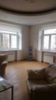 Сдам <a class="adt__geo" href="/nerukhomist/orenda-kvartyr-dovhostrokovo/kyiv/q-3-кімнатні/">3 кімнати</a>-комнатную квартиру, ст.м. Золотые Ворота