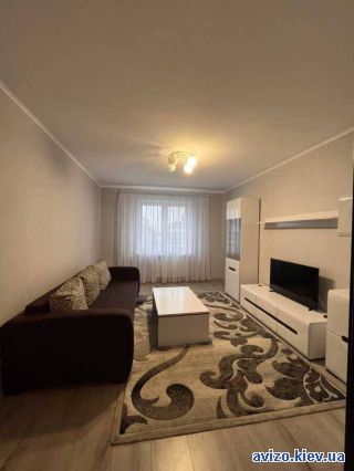 Продам <a class='adt__geo' href='/nerukhomist/prodazh-kvartyr/kyiv/q-2-кімнатні/'>2 кімнати</a>-комнатную квартиру