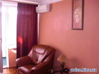 Сдается <a class='adt__geo' href='/nerukhomist/orenda-kvartyr-dovhostrokovo/kyiv/q-1-кімнатні/'>1 кімната</a>-комнатная квартира, ст.м. Дружбы народов